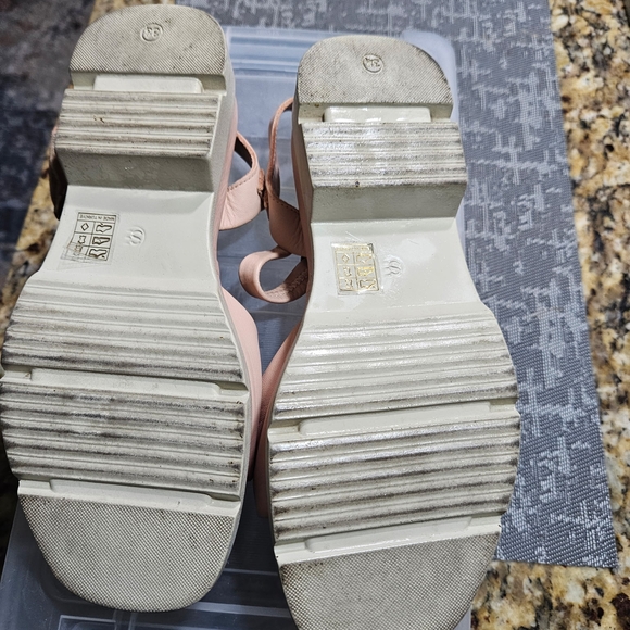 Spring Step Blush Sandals - Picture 7 of 7